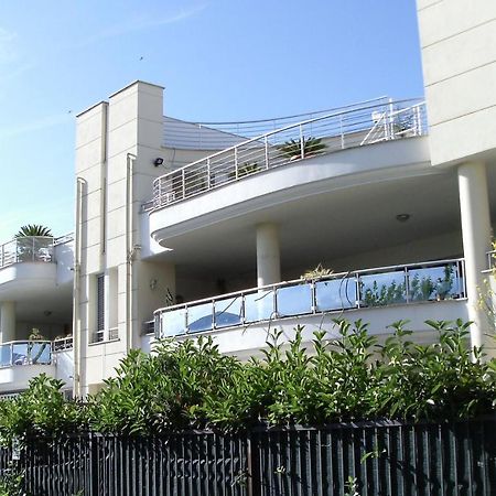 B&B Stazione Latina Sermoneta Exteriör bild